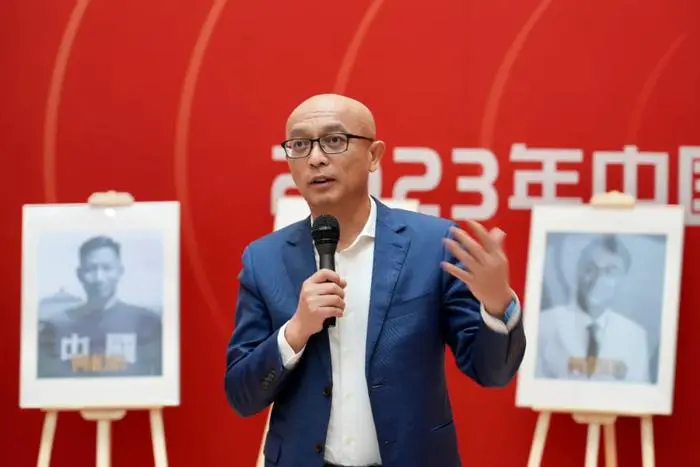 篮球艰苦训练的句子简短英语_0